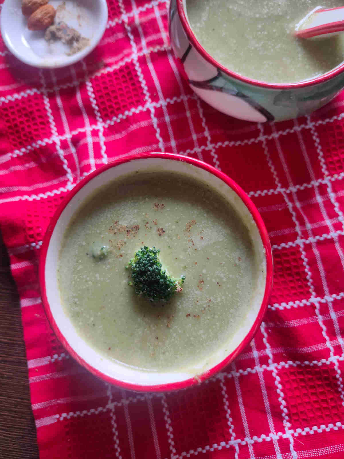 easy vegan broccoli almond soup