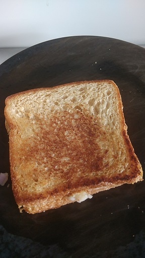 cook from both sides to make golden brown sandwich