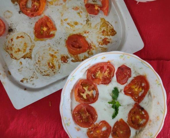 add roasted tomatoes to prepared yogurt