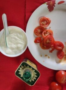 curd with baked tomato