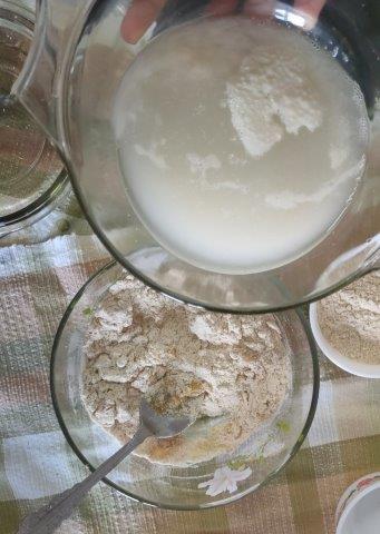 wheat flour ghee with soaked yeast 