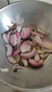adding onions after garlic