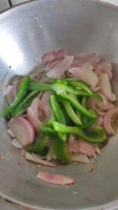 capsicum added to onions