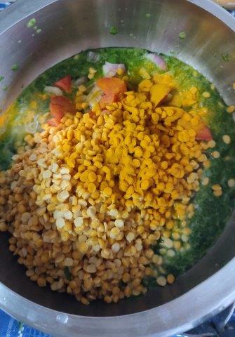 chana dal spinach in pressure cooker