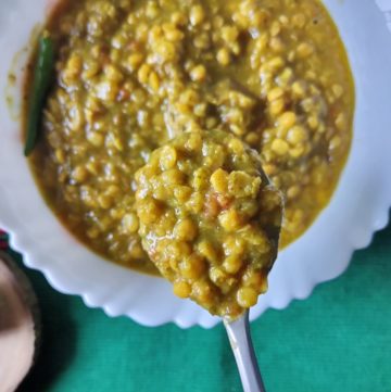 Dal palak in cooker
