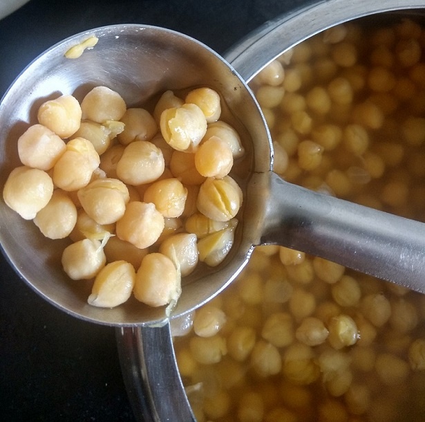 boiled chickpea