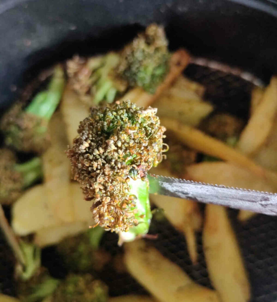 air fried broccoli and potatoes in basket