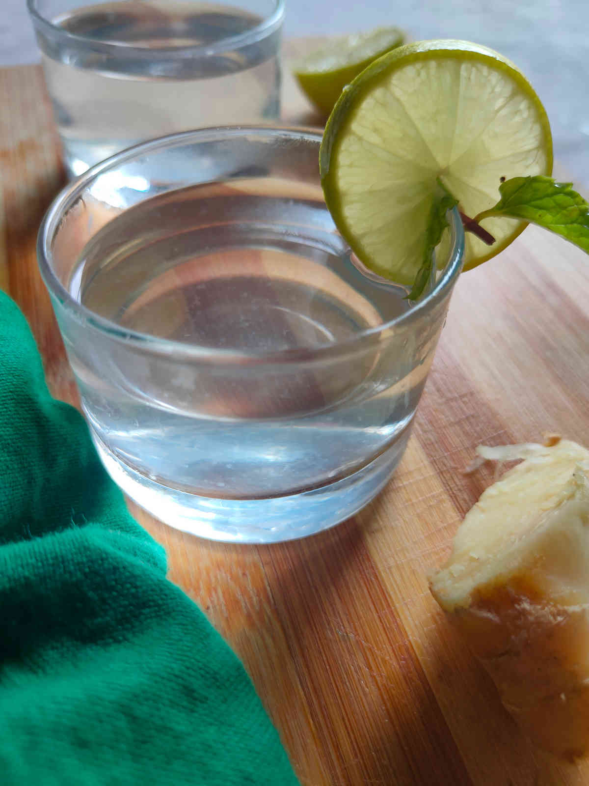 ginger tea for relief in acid reflux with lemon