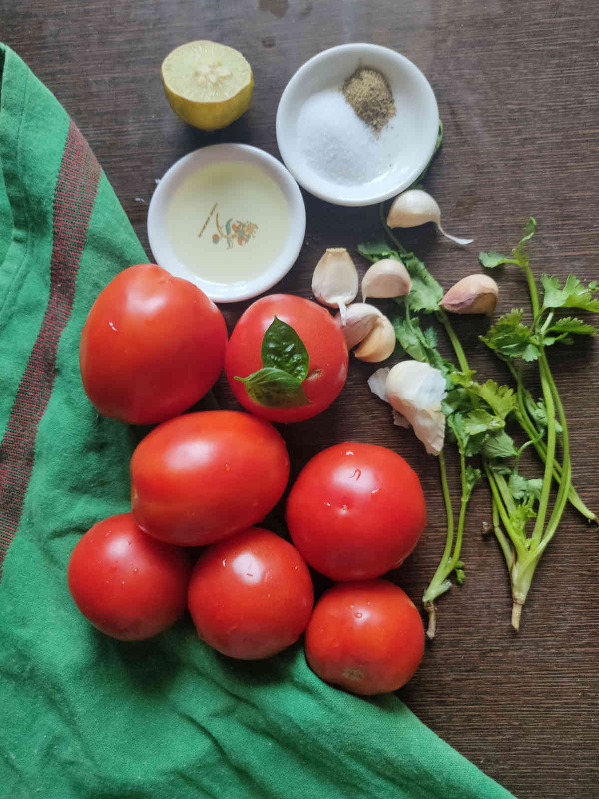 ingredients for roasted tomato garlic soup