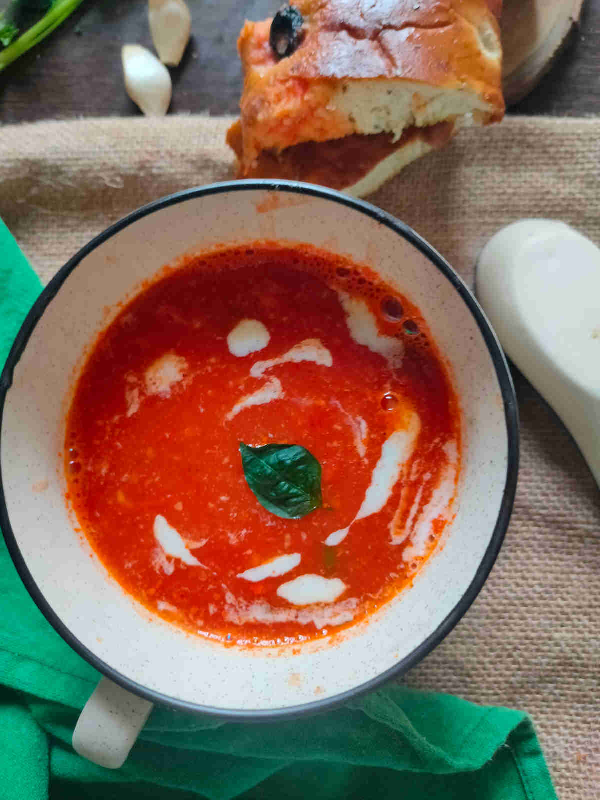 vegan roasted tomato soup recipe
