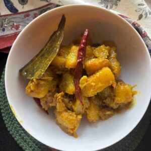 indian pumpkin curry kaddu ki subji